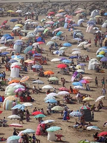 Blick auf den Strand von Rabat