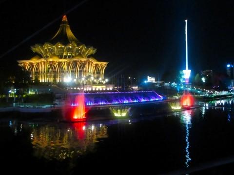 Kuching Waterfront Darul Hana Musical Fountain