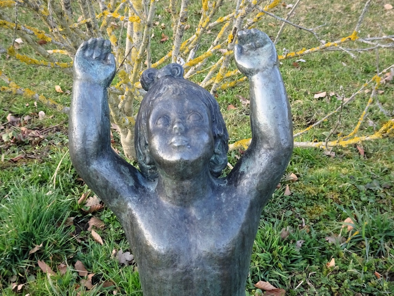 So groß & das zweitausendachthundertvierundvierzigste Gedicht