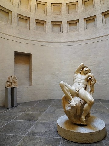 Der Barberinische Faun in der Glyptothek München