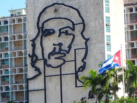 Che-Bildnis am Plaza de la Revolución