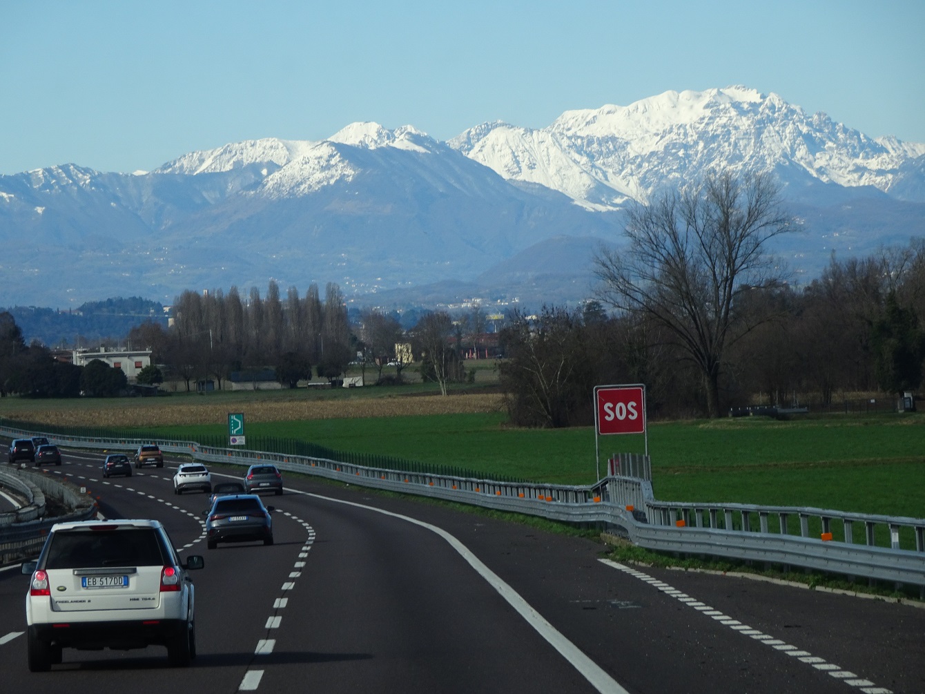 In der Po-Ebene & das zweitausendachthundertneunundzwanzigste Gedicht