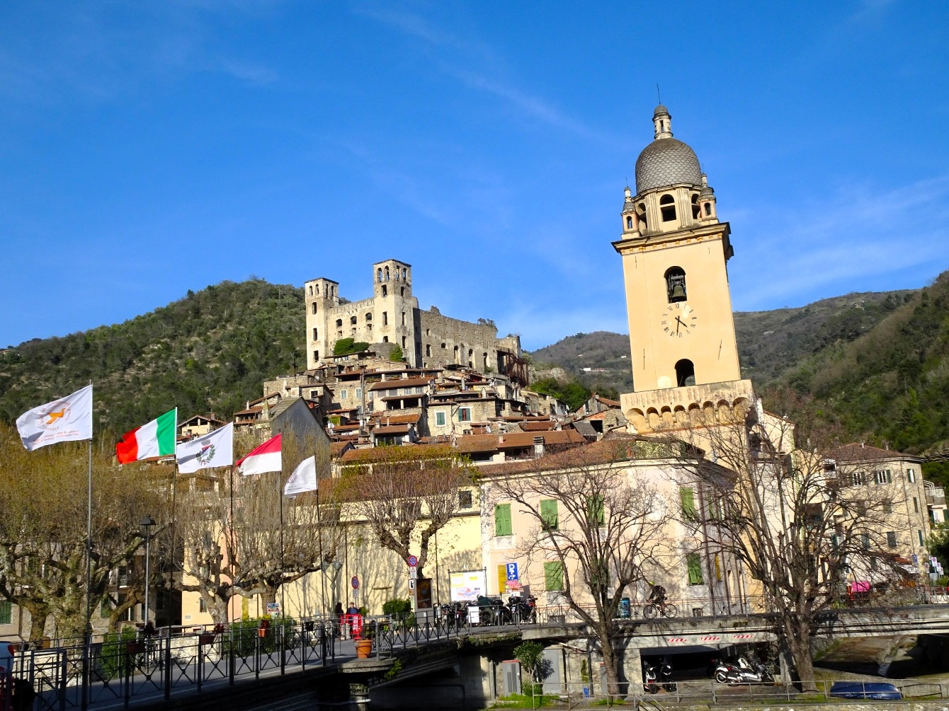 Dolceaqua & das zweitausendachthunderteinundsiebzigste Gedicht
