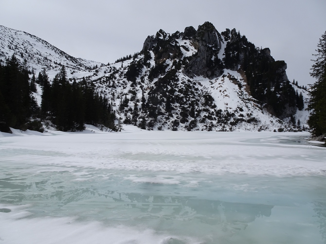 Soinsee & das zweitausendachthundertdreiundsiebzigste Gedicht