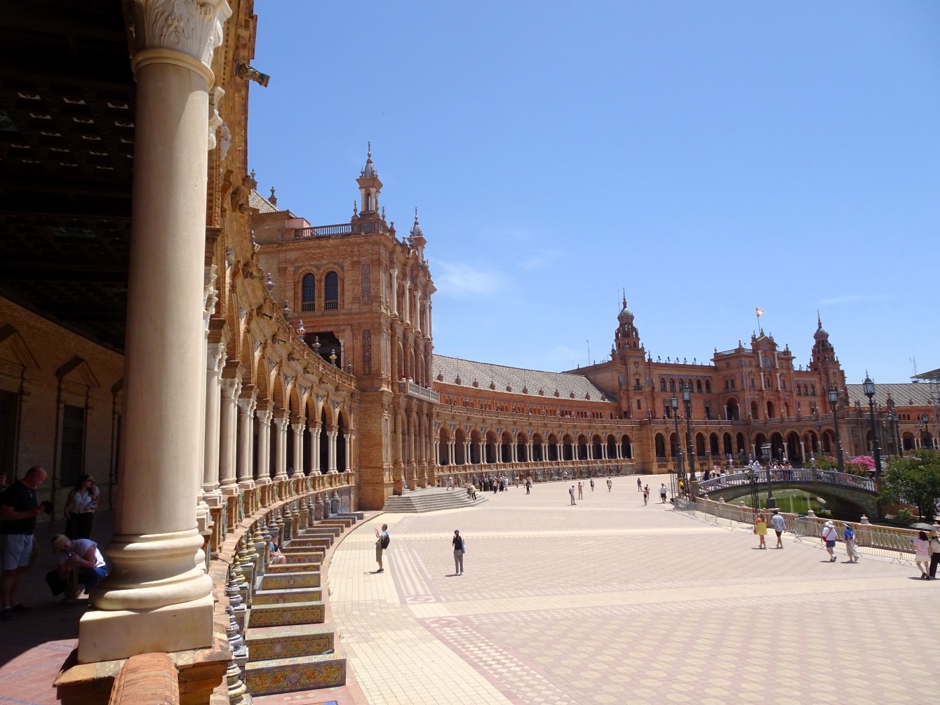 Plaza de España & das zweitausendneunhundertvierte Gedicht